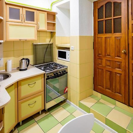 Lva Apartment Lviv Bagian luar foto